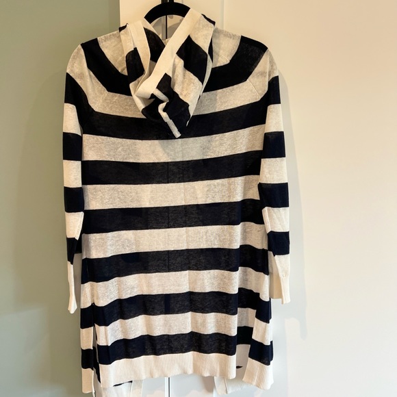 Loft Cardigan - Picture 4 of 9